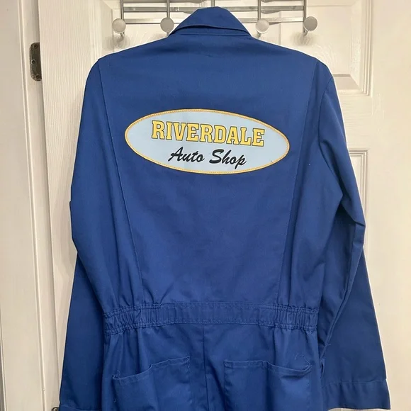 SOLD Riverdale Wardrobe Riverdale Autoshop Class Work Overalls Dakota - Picture 3 of 6